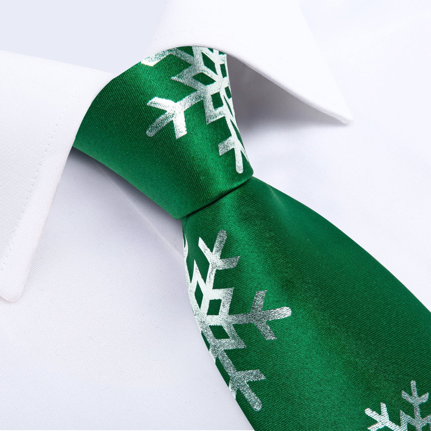 Snowflakes In Green Silk Tie Set