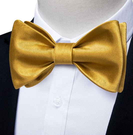 Gold Silk Bow Tie Set