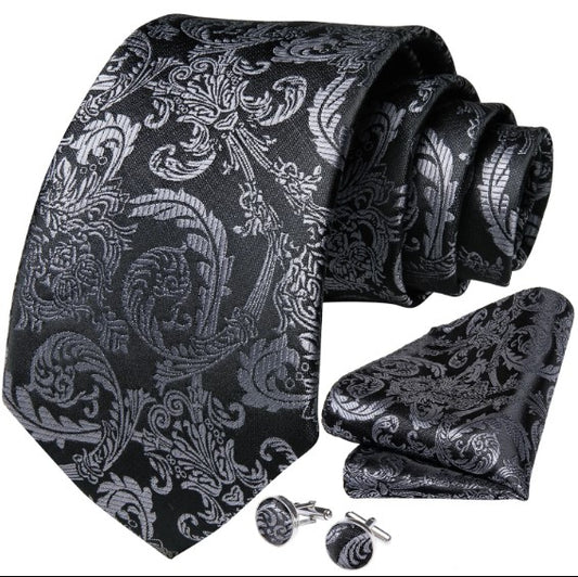 Gift Tie Set in Black and Silver